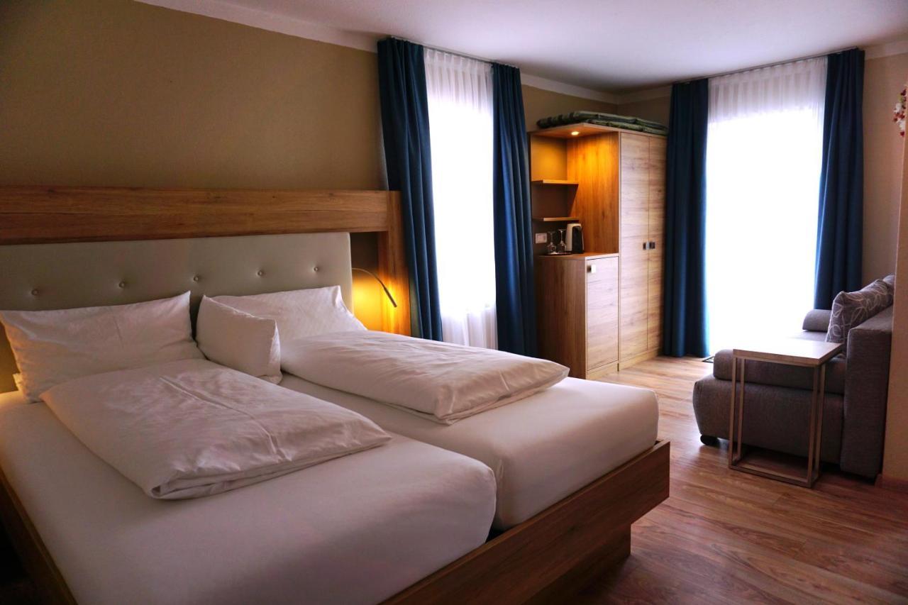 Hotel Pension Julia Norddeich  Ngoại thất bức ảnh